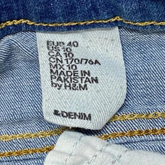 H&M Jean Shorts Women's Size 10 Blue Distressed High Waist Cut Off Raw Hem Denim - Picture 5 of 9